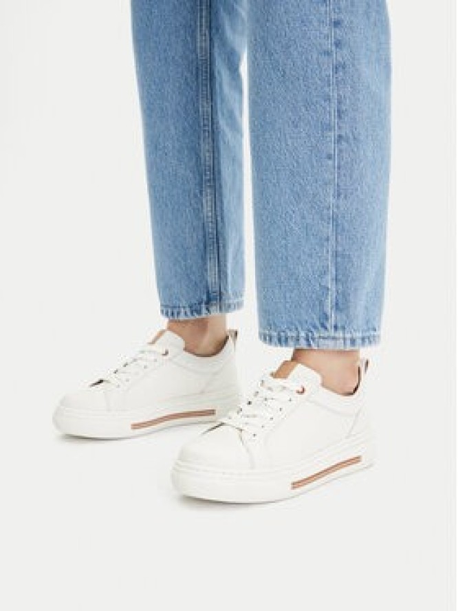 Lasocki Sneakersy CEO-WI23-LONA2-01 Biały