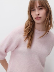 Sweter z wełną - pastelowy róż