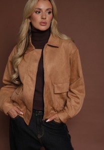 Beżowa Przejściowa Kurtka Bomberka o Koszulowym Kroju z Imitacji Zamszu Irvila