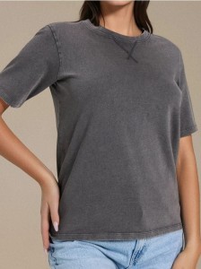 Bawełniana koszulka z efektem sprania - szary