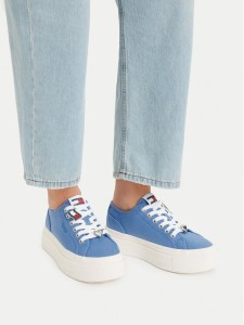 Tommy Jeans Sneakersy Tjw Flatform Sneaker Charms EN0EN02959 Niebieski