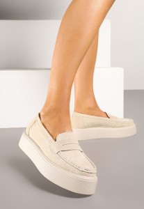 Beżowe Skórzane Półbuty Mokasyny na Grubej Podeszwie Sadelise