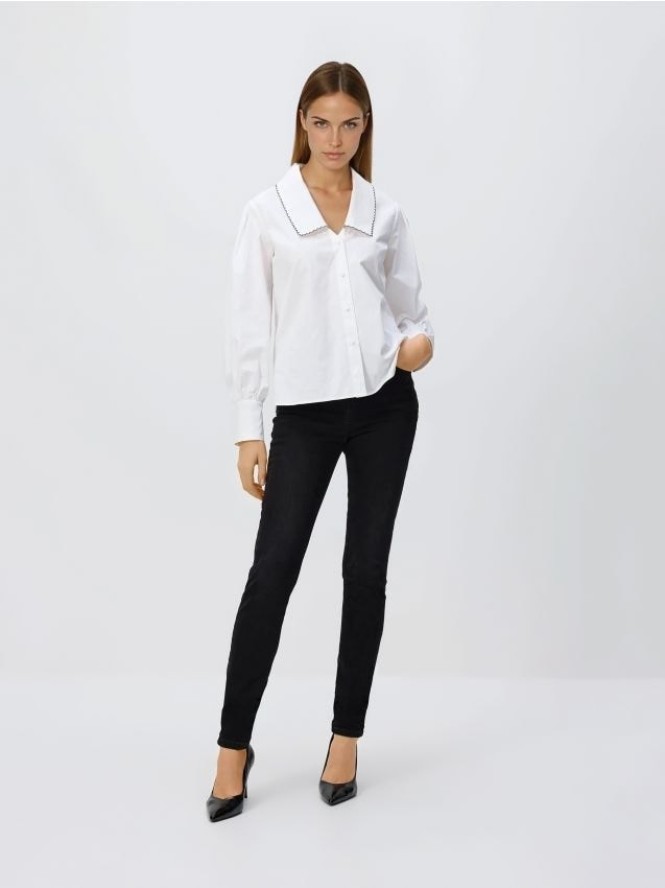 Jeansy slim z dłuższą nogawką - czarny