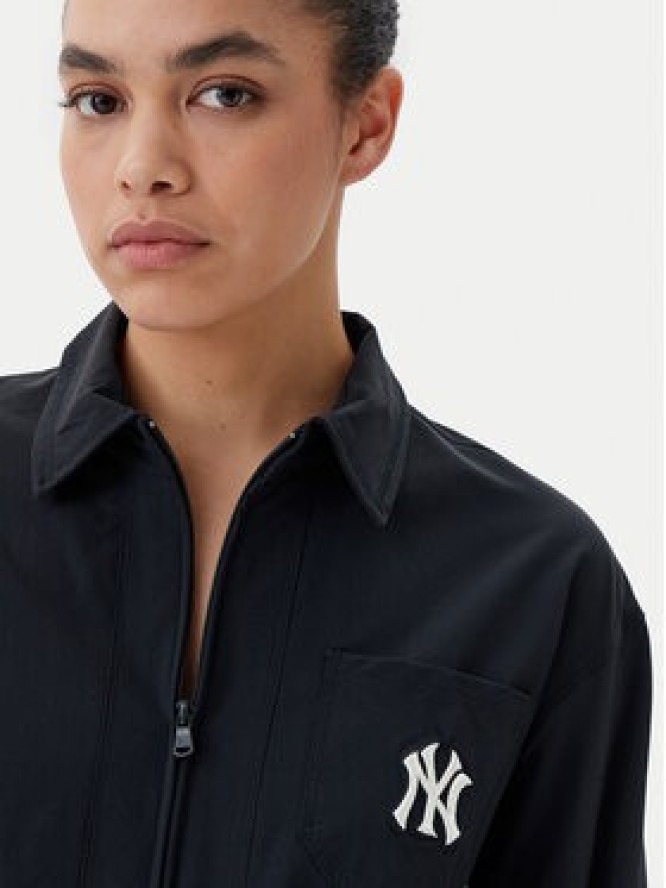 Champion Kurtka przejściowa 117976 Czarny Regular Fit