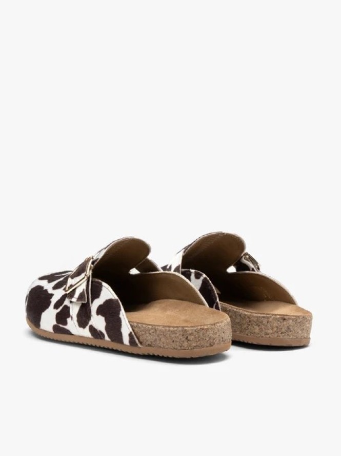 Mule damskie w krowie łaty