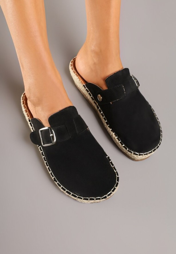 Czarne Klapki Typu Chodaki z Klamerką na Podeszwie z Plecionki Ziariana