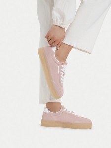 Guess Jeans Sneakersy CWBEO-V12-1219-25WC1051 Różowy jasny