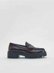 Loafersy z paskiem - bordowy