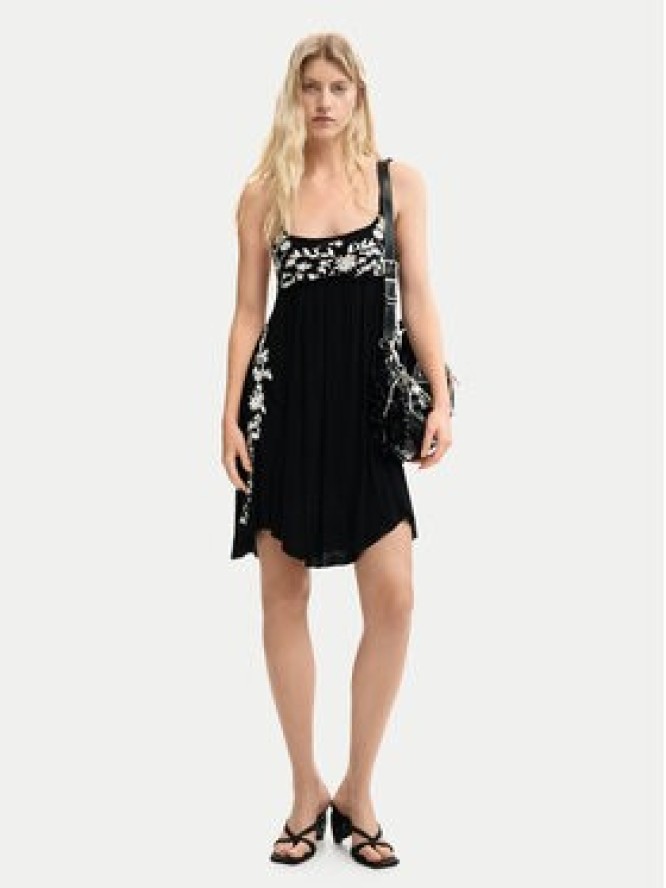 Desigual Sukienka letnia Cassatt 26SWVK42 Czarny Regular Fit