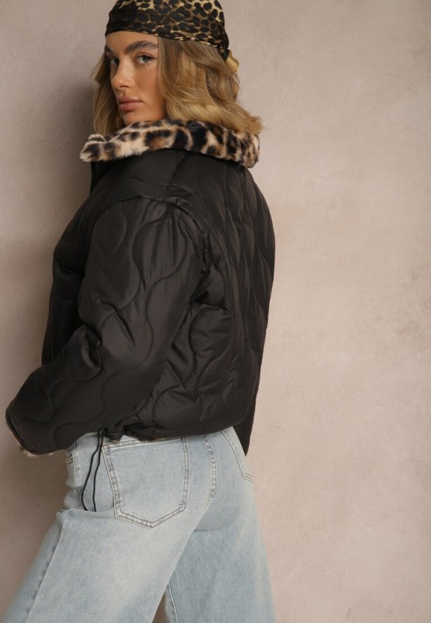 Czarna Dwustronna Kurtka z Pikowanymi Przeszyciami i Futerkiem w Panterkowy Wzór Cesita