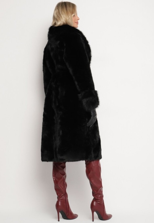 Czarny Futerkowy Płaszcz z Szerokim Kołnierzem i Mankietami z Wiązanym Paskiem Viaruna