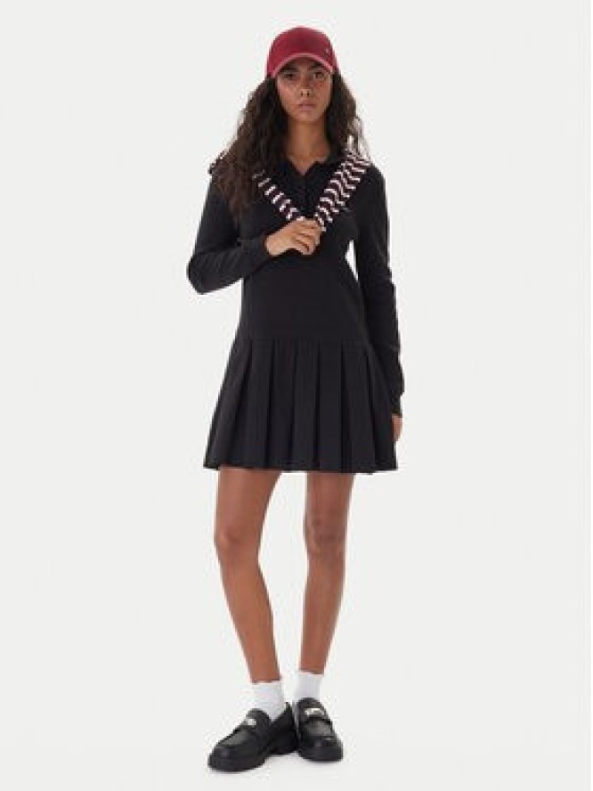 Tommy Jeans Sukienka dzianinowa Script DW0DW22464 Czarny Regular Fit