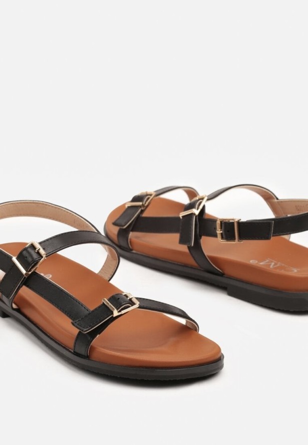 Czarne Płaskie Sandały Ozdobione Klamrami Ilanelia