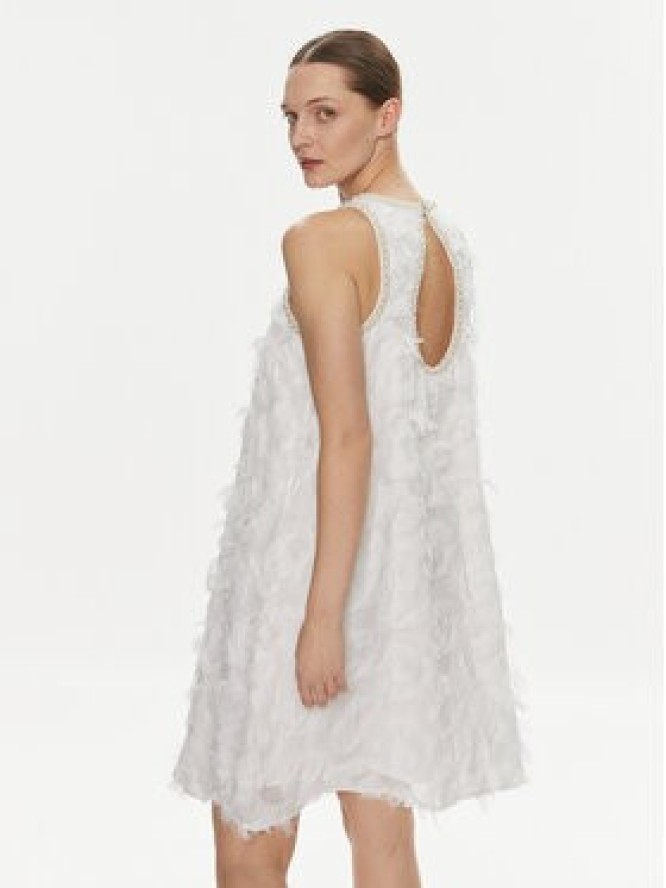 YAS Sukienka koktajlowa Pazy 26028873 Biały Standard Fit