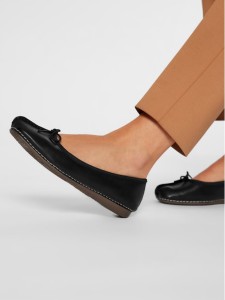 Clarks Baleriny Freckle Ice 203529294 Czarny