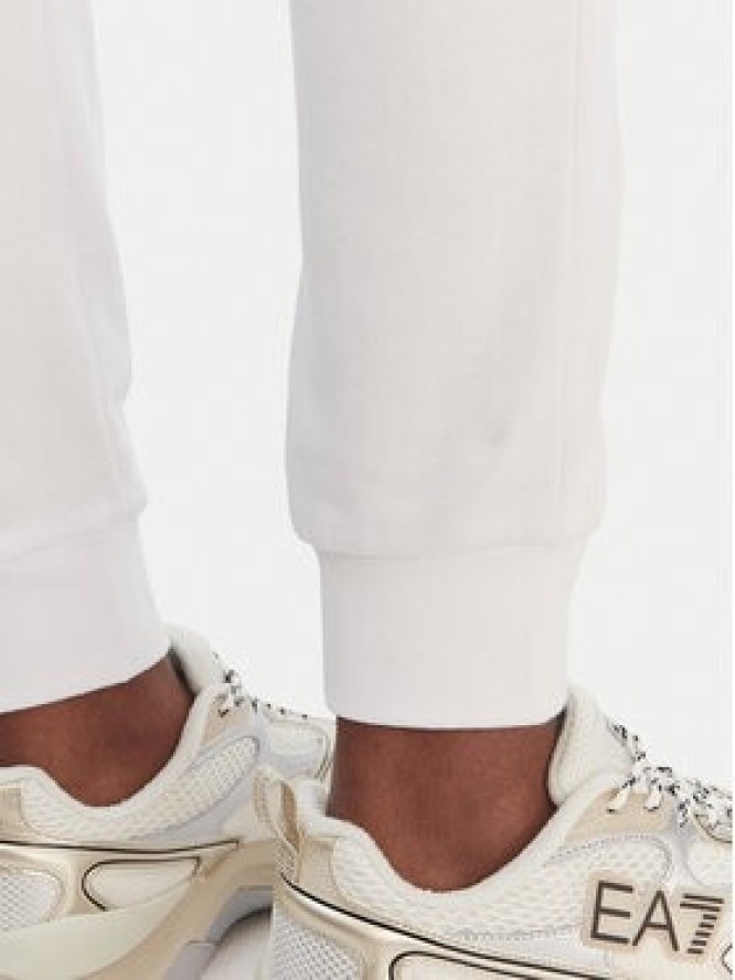 EA7 Emporio Armani Spodnie dresowe 7W000538 AF15831 U0002 Biały Regular Fit