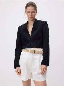 Szorty z plecionym paskiem - biały