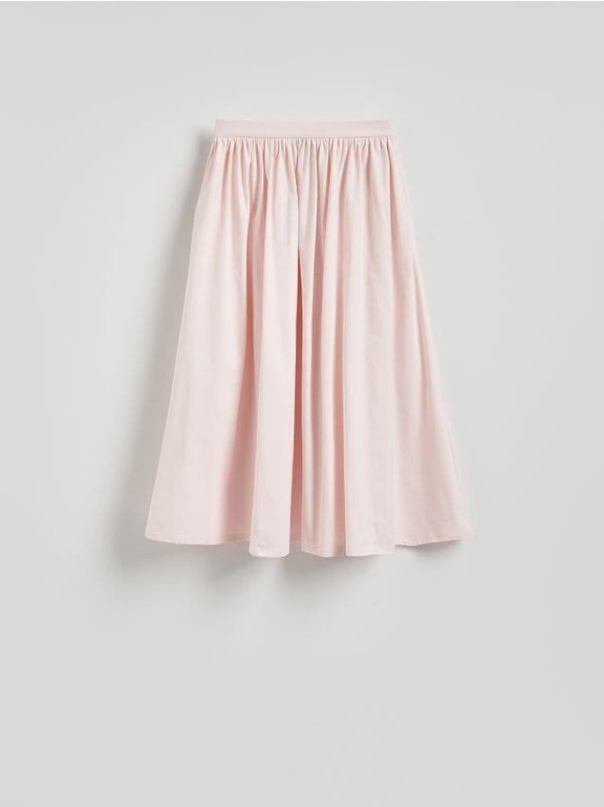 Rozkloszowana spódnica midi - pastelowy róż