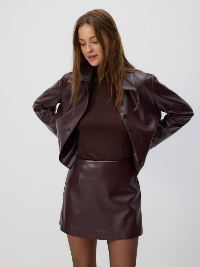 Spódnico-szorty z imitacji skóry - burgundowy