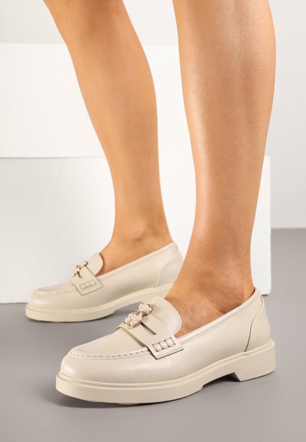 Beżowe Mokasyny ze Skórzaną Wkładką i Aplikacją Odilisa