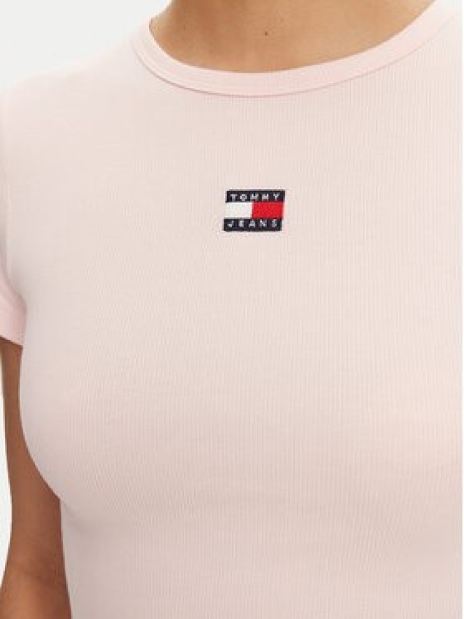 Tommy Jeans T-Shirt Badge DW0DW17881 Różowy Slim Fit