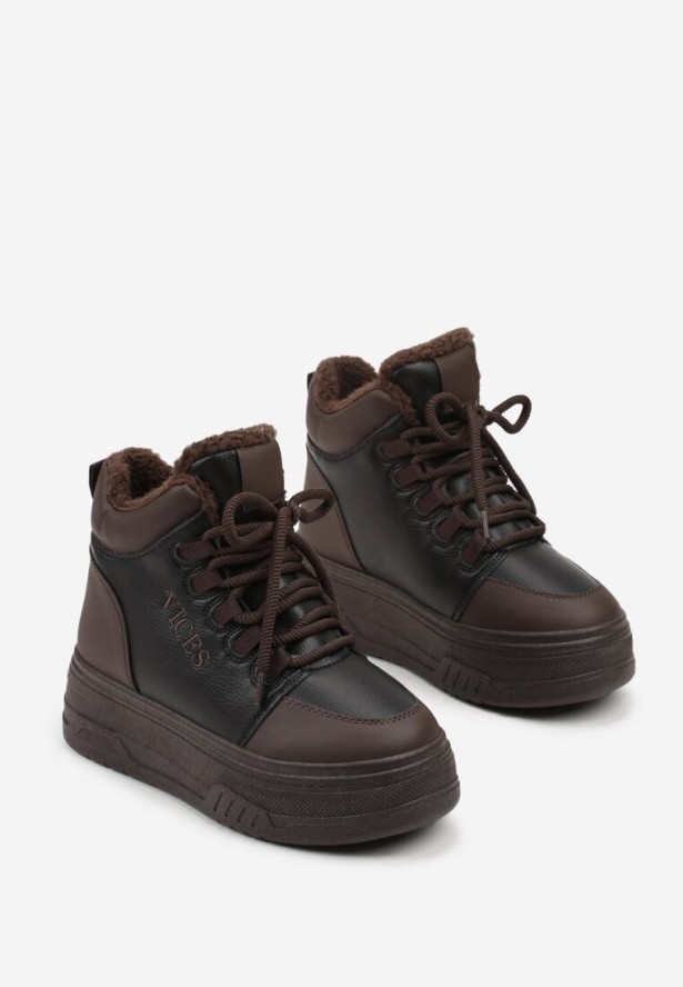 Czarno-Brązowe Sneakersy Śniegowce Vices na Grubej Podeszwie z Tłoczeniem Ozdobione Napisem Fettania