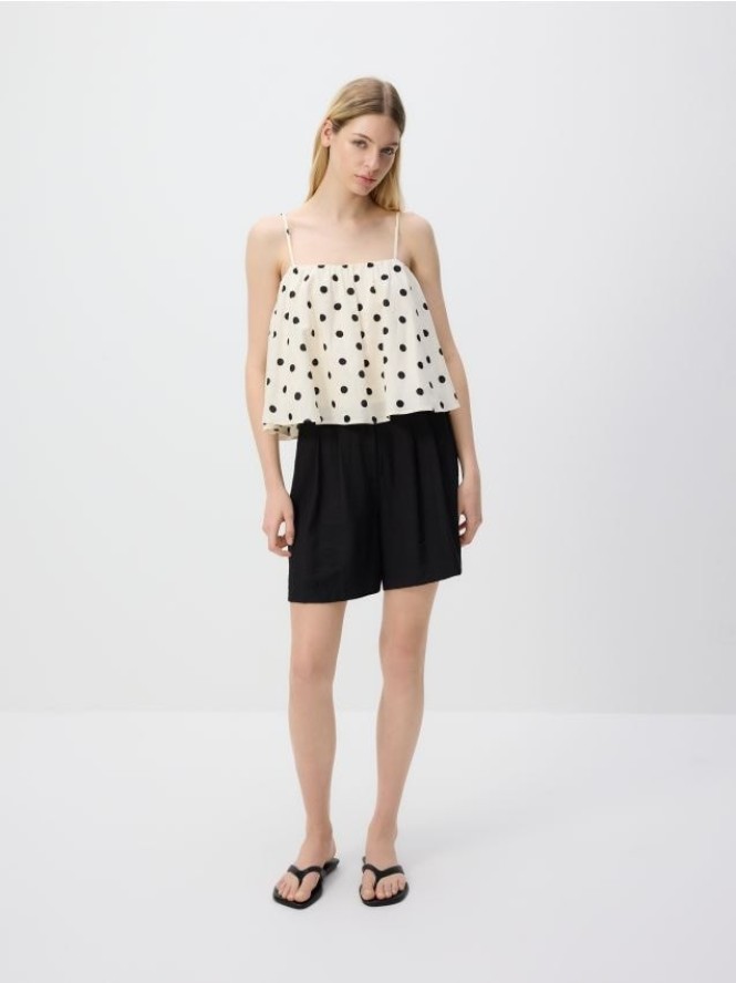 Szorty z wiskozą - czarny