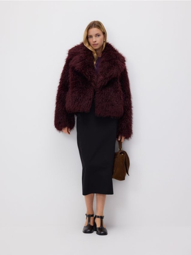 Kurtka z imitacji futra - burgundowy