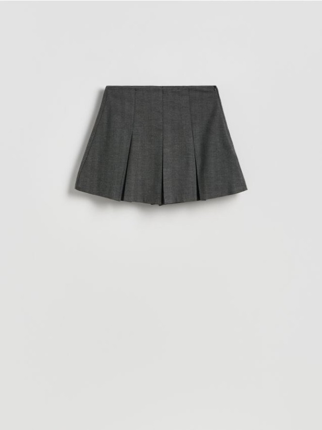 Plisowane spódnico-szorty - wielobarwny