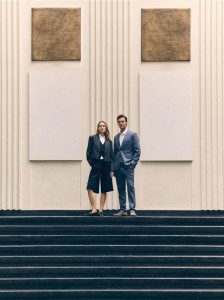 Bermudy w prążek - granatowy