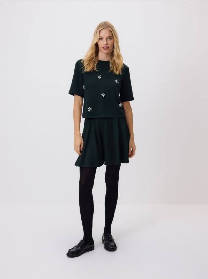 T-shirt z dekoracyjnymi kryształkami - morski