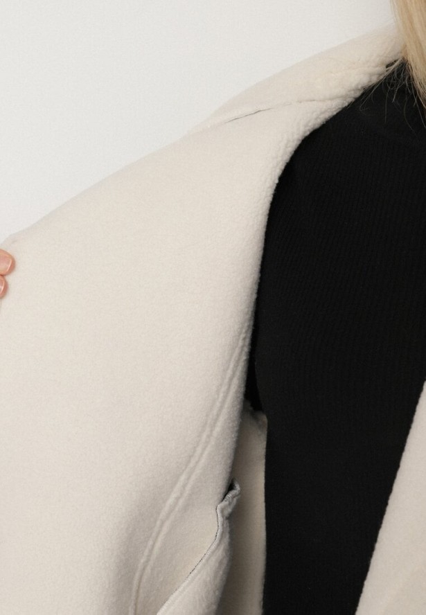 Czarna Kurtka Ramoneska Biker z Futerkiem i Paskami z Klamrami Mandrie