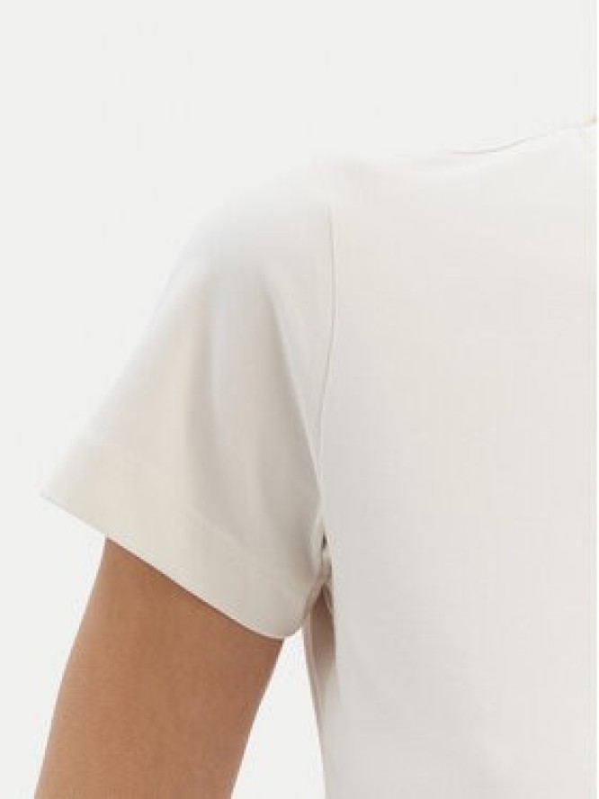 Guess T-Shirt V4YI21 KCDH1 Écru Regular Fit
