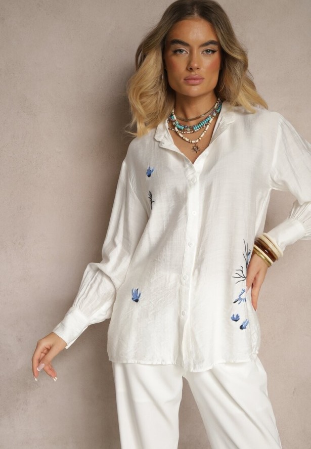 Biała Klasyczna Koszula z Wiskozą z Haftowanymi Zdobieniami Korolena