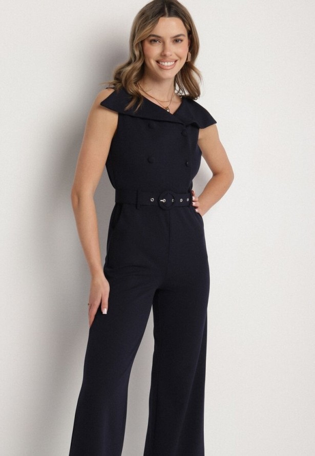 Granatowy Kombinezon z Wywijanym Dekoltem w Łódkę i Paskiem z Klamrą Galithiela