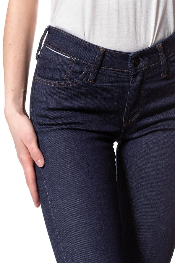 SPODNIE DAMSKIE LEE SCARLETT RINSE L526FE36 112111610