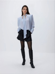 Szorty z imitacji skóry - czarny