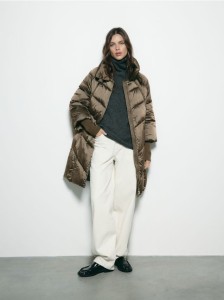 Długa pikowana kurtka - oliwkowy