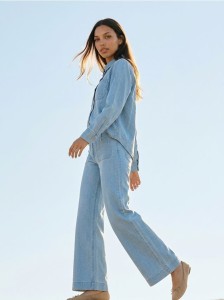 Jeansy wide leg z efektem sprania - niebieski