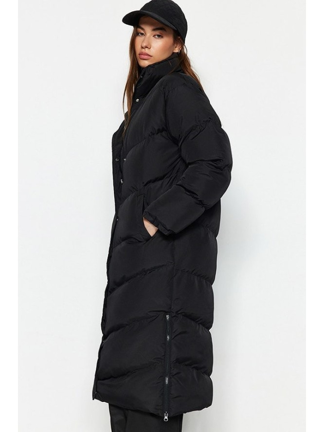 trendyol Płaszcz zimowy w kolorze czarnym rozmiar: L