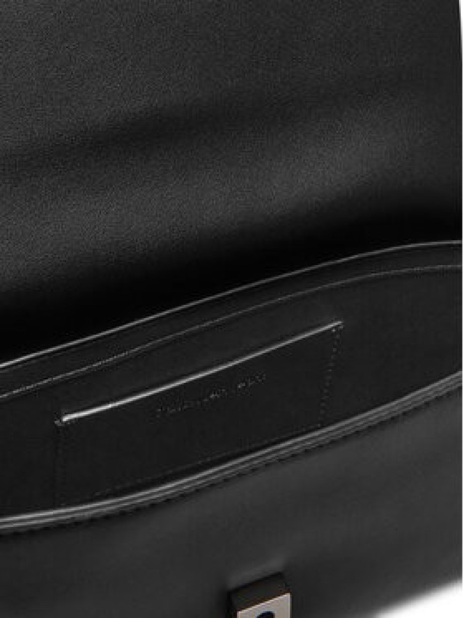 Calvin Klein Jeans Torebka Sculpted Flap Shoulder Pouch LV04K3148G Czarny