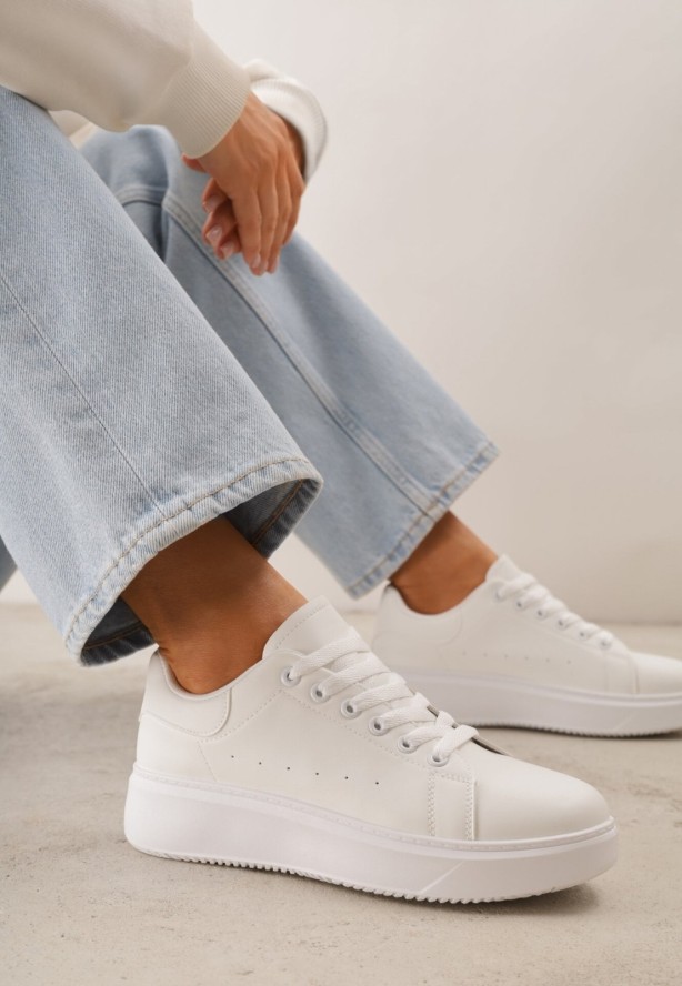 Białe Sznurowane Sneakersy o Klasycznym Fasonie na Grubej Podeszwie Cataria
