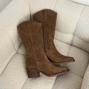 Beżowe ażurowe kozaki damskie, kowbojki Evento 9450