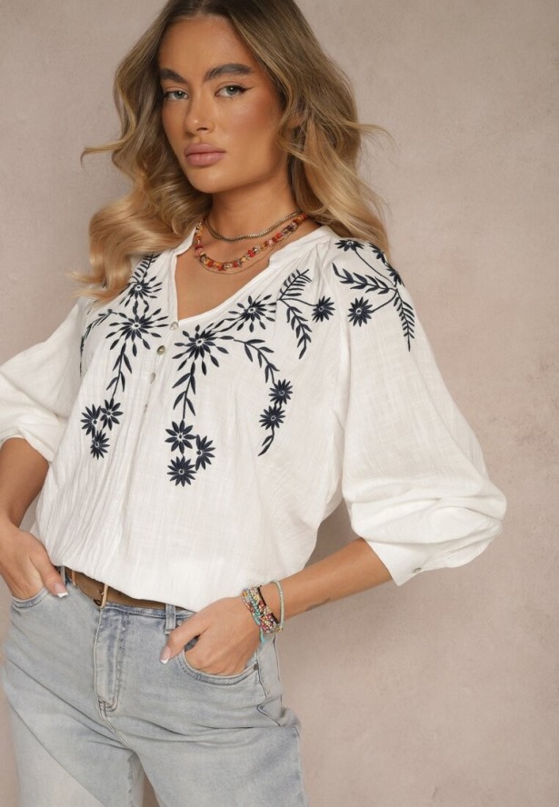 Biała Wiskozowa Bluzka Ozdobiona Haftem Felsekia