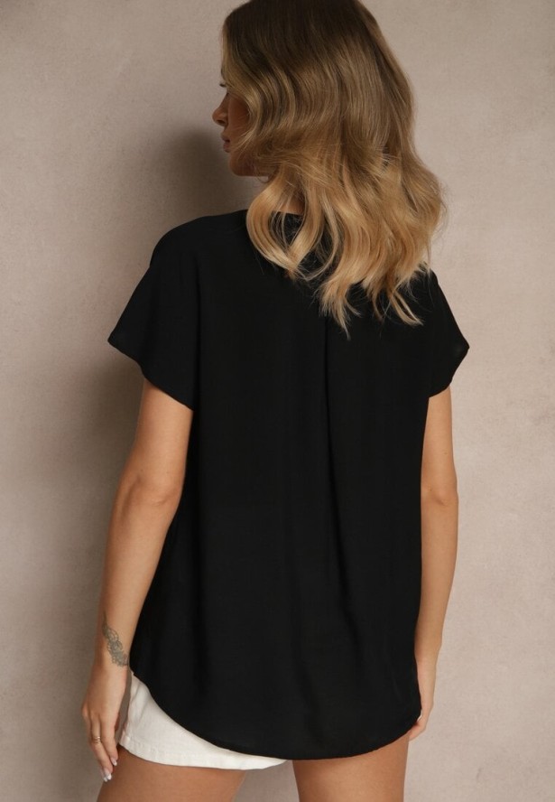 Czarna Nietoperzowa Bluzka z Wiskozy Zdobiona Zakładką Paslitia