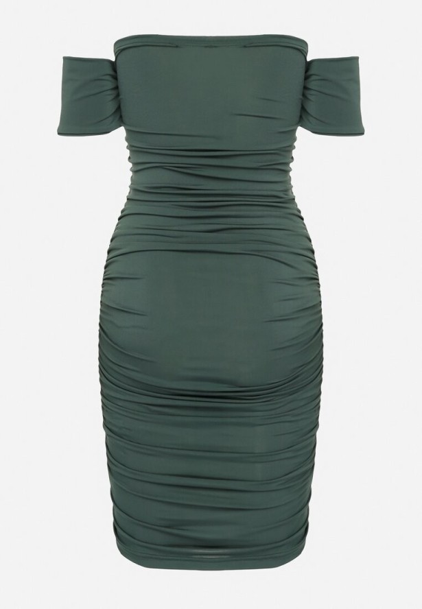 Zielona Sukienka o Dopasowanym Kroju z Odkrytymi Ramionami i Drapowaniem Tosoria