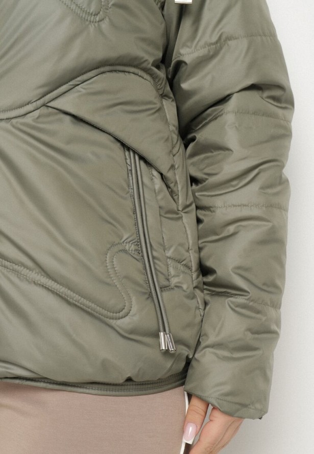 Zielona Kurtka Pikowana z Kapturem Karbia