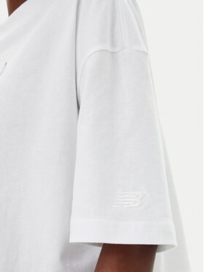 New Balance T-Shirt WT51935 Biały Oversize
