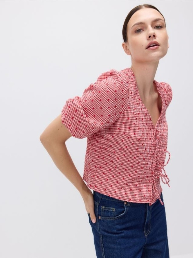 Bluzka z wiązaniami - czerwony