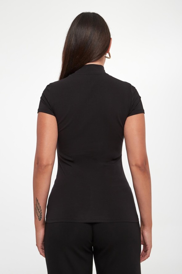 T-shirt damski ARMANI EXCHANGE